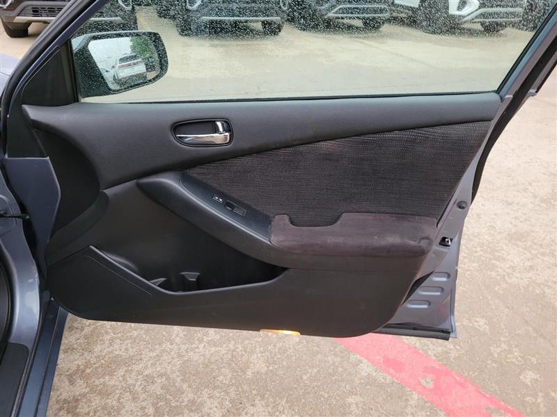 Nissan Altima 2.5 S 2012