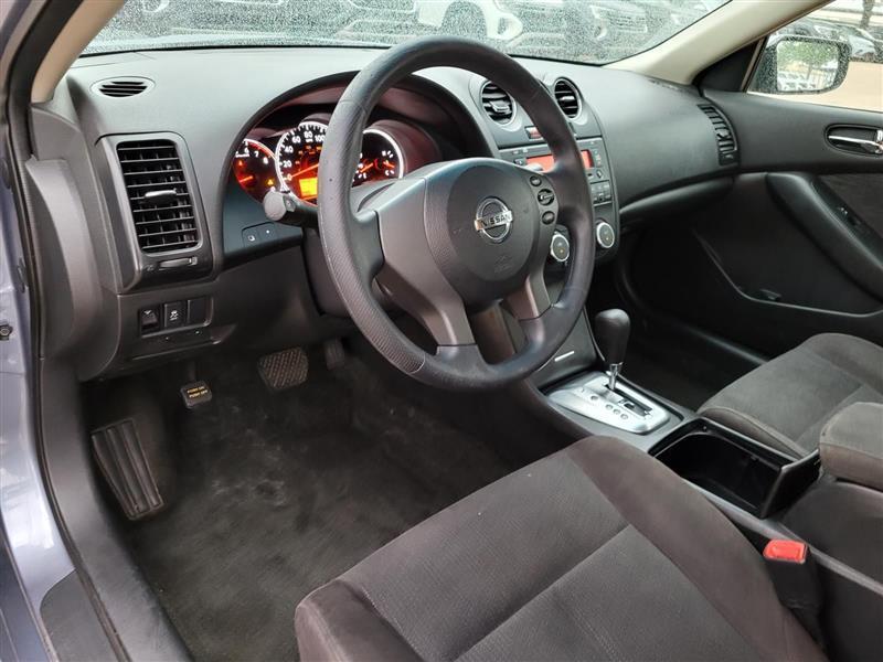 Nissan Altima 2.5 S 2012
