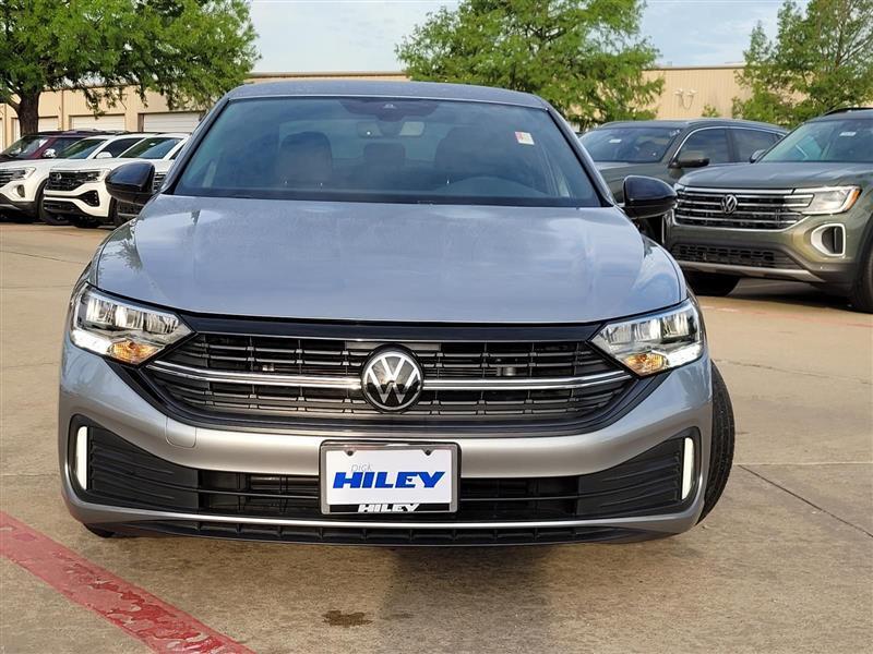 Volkswagen Jetta Sport 2024