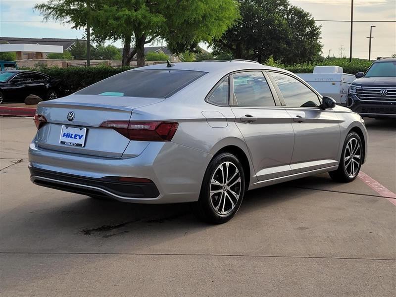 Volkswagen Jetta Sport 2024