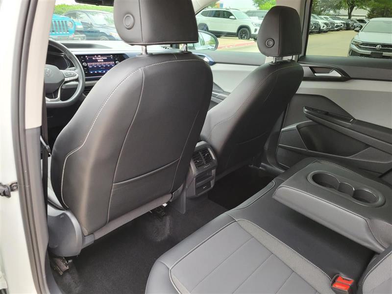 Volkswagen Taos SE 2022