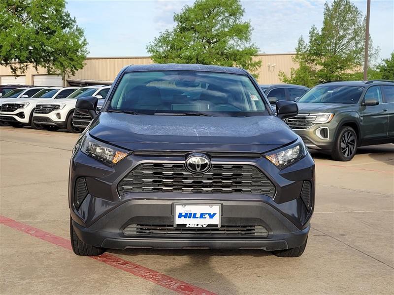 Toyota RAV4 LE AWD 2022