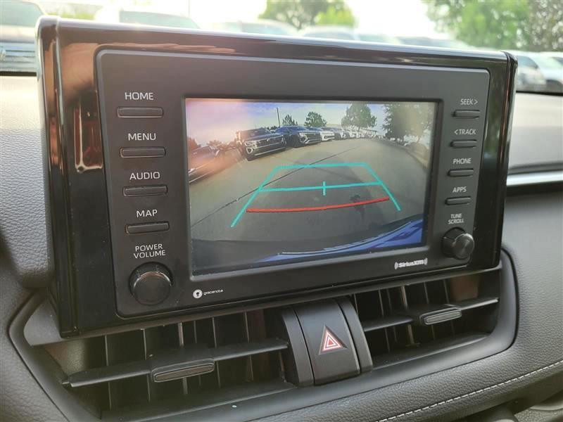 Toyota RAV4 LE AWD 2022