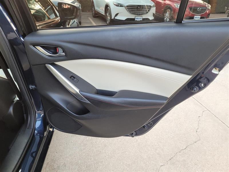 Mazda MAZDA6 i Grand Touring 2015
