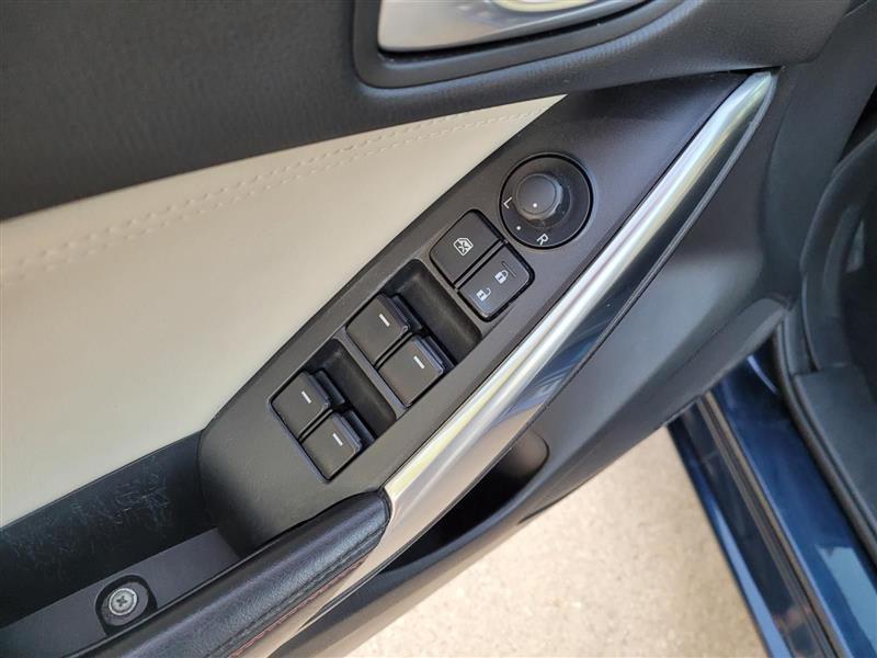 Mazda MAZDA6 i Grand Touring 2015