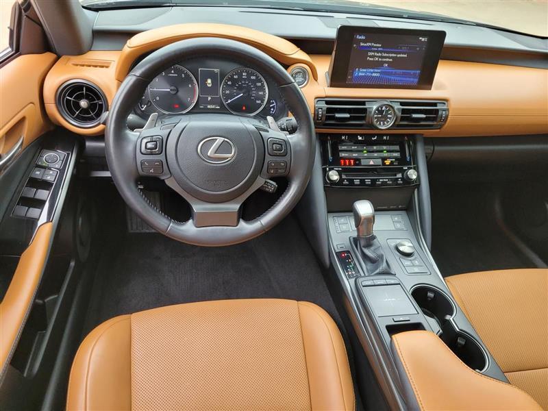 Lexus IS 300 RWD 2023