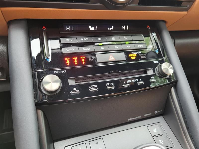 Lexus IS 300 RWD 2023