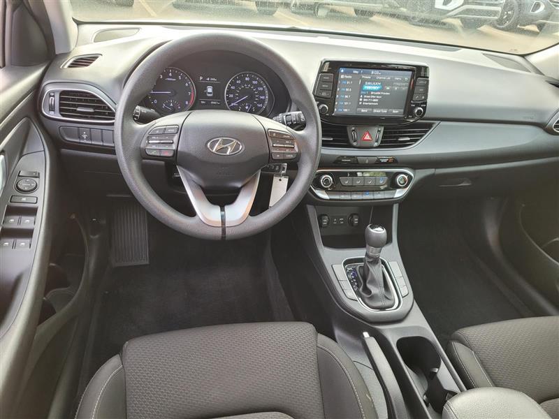 Hyundai Elantra GT 2.0L 6A 2018