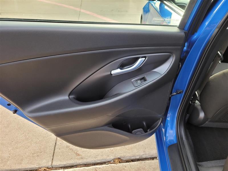 Hyundai Elantra GT 2.0L 6A 2018