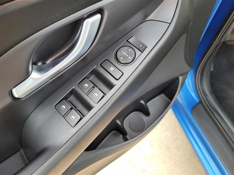 Hyundai Elantra GT 2.0L 6A 2018