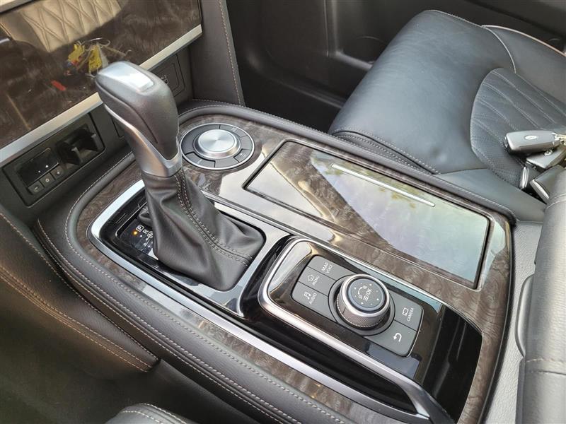 Nissan Armada Platinum 2WD 2023