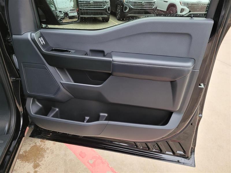 Ford F-150 STX SuperCrew 2WD 2024