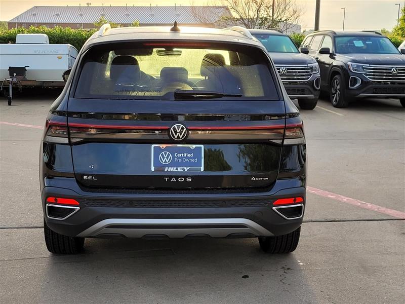 Volkswagen Taos SEL 4MOTION 2025