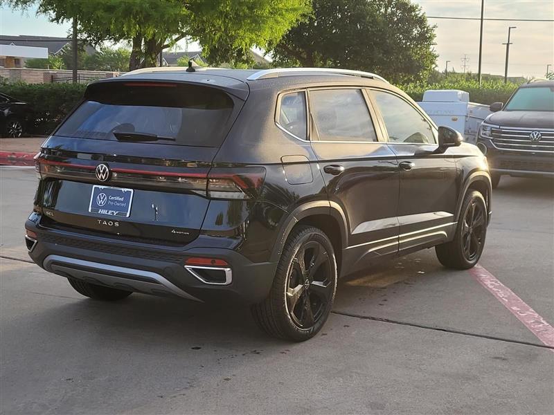 Volkswagen Taos SEL 4MOTION 2025