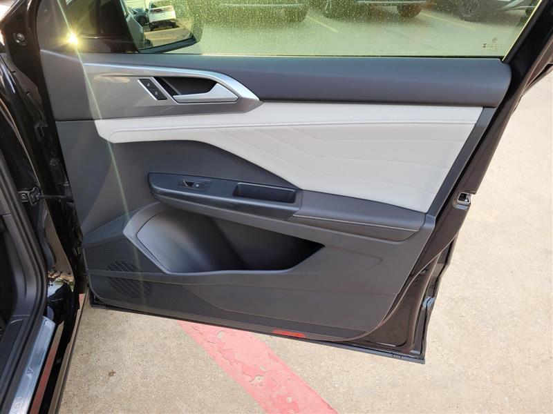 Volkswagen Taos SEL 4MOTION 2025