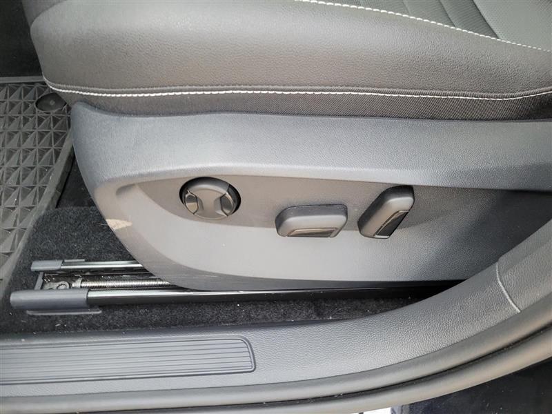 Volkswagen Taos SEL 4MOTION 2025