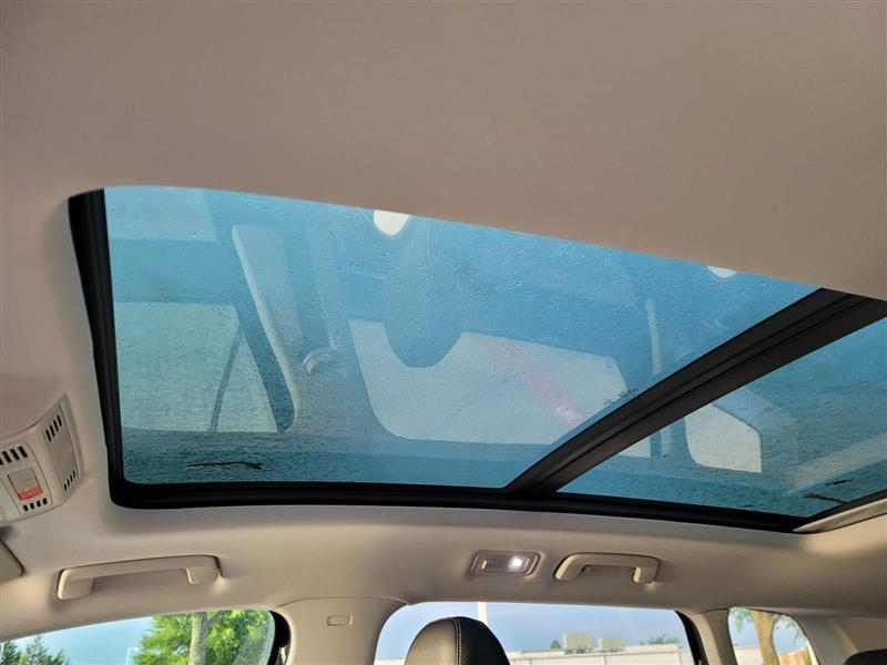 Volkswagen Taos SEL 4MOTION 2025