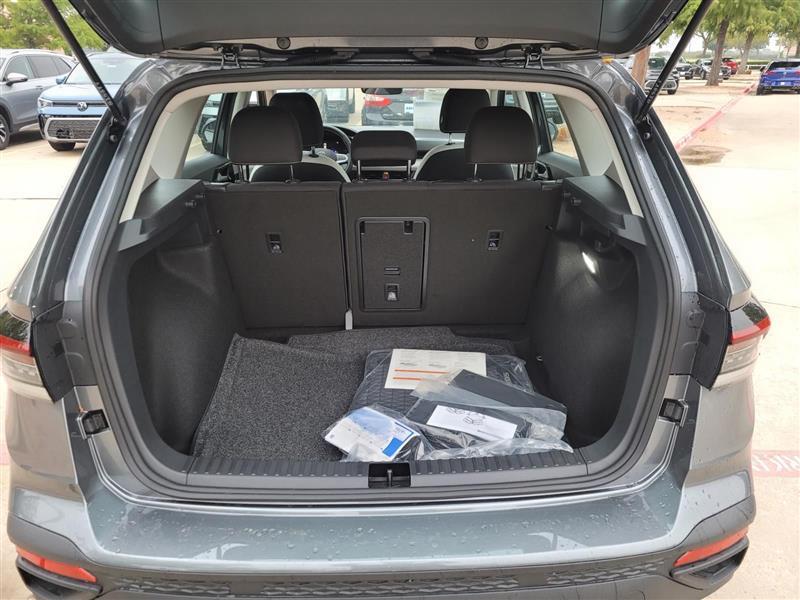 Volkswagen Taos  2025