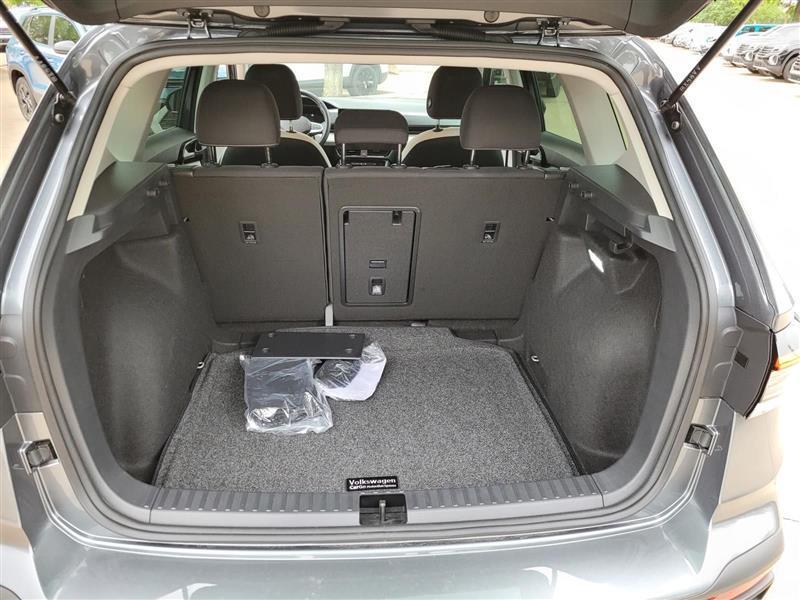 Volkswagen Taos  2025