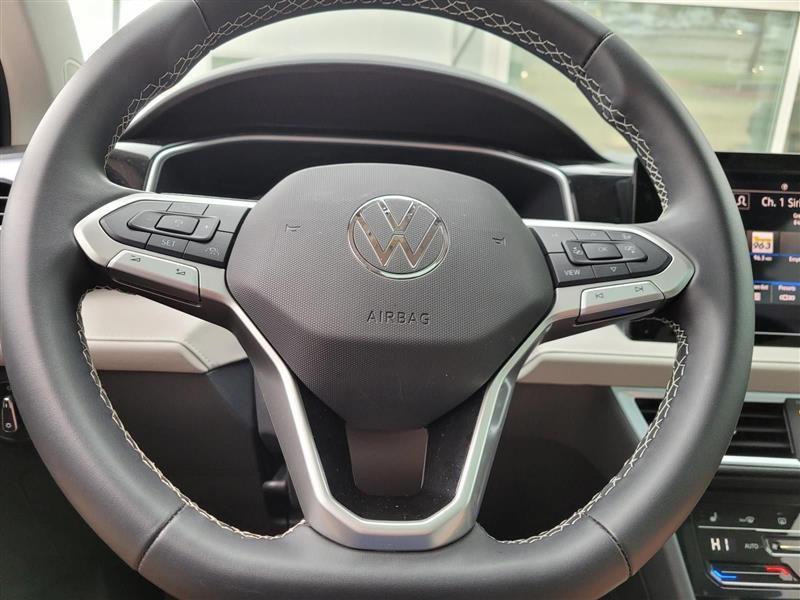 Volkswagen Taos SE 2025