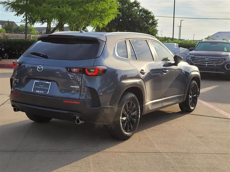 Mazda CX-50  2025