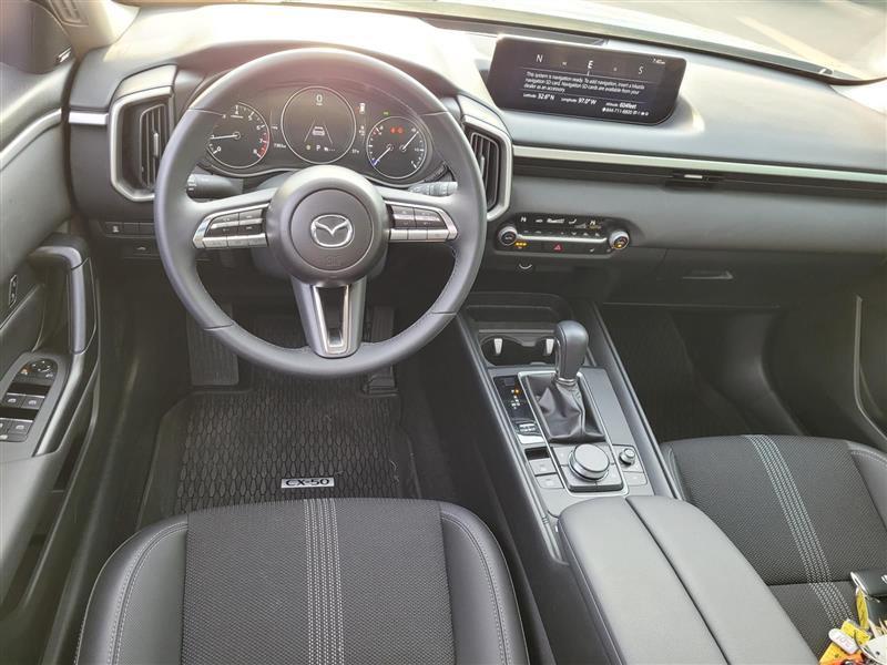 Mazda CX-50  2025