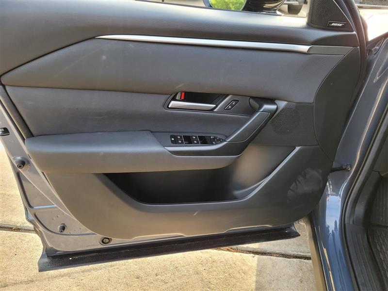Mazda CX-50  2025