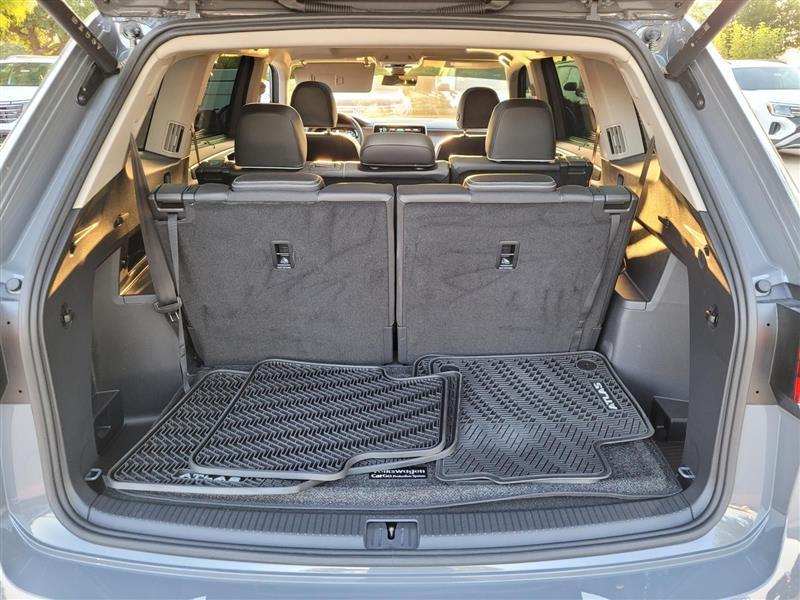 Volkswagen Atlas SEL Premium R-Line 4MOTION 2025