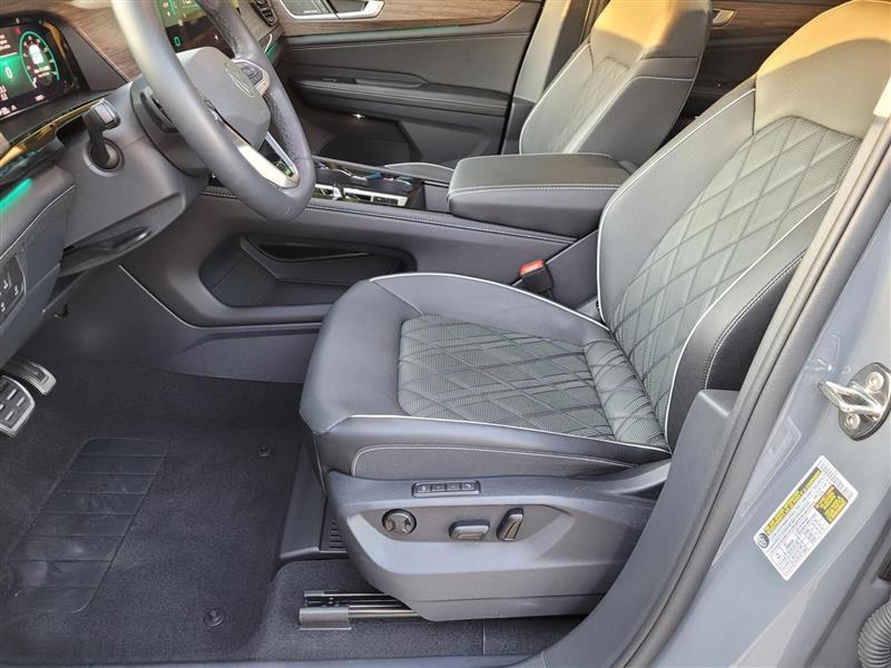 Volkswagen Atlas SEL Premium R-Line 4MOTION 2025