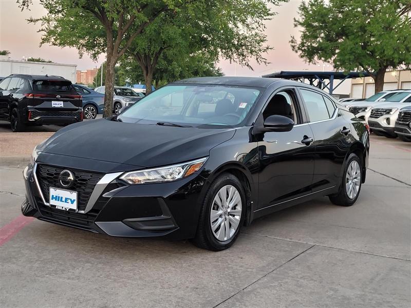 Nissan Sentra S 2021
