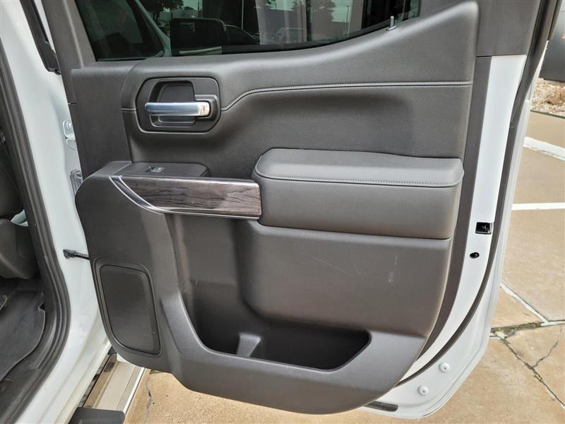 Chevrolet Silverado 1500 LTZ Crew Cab 2WD 2021