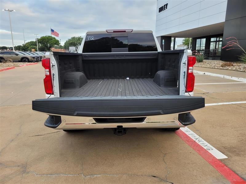 Chevrolet Silverado 1500 LTZ Crew Cab 2WD 2021