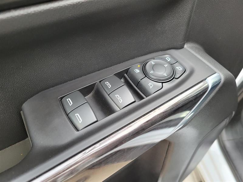 Chevrolet Silverado 1500 LTZ Crew Cab 2WD 2021
