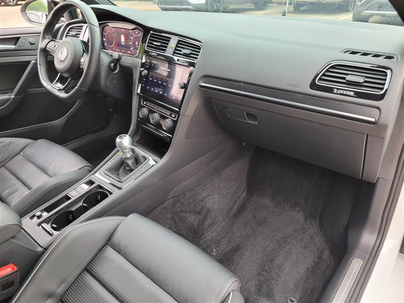 Volkswagen Golf R DCS and Navigation 6M 2019