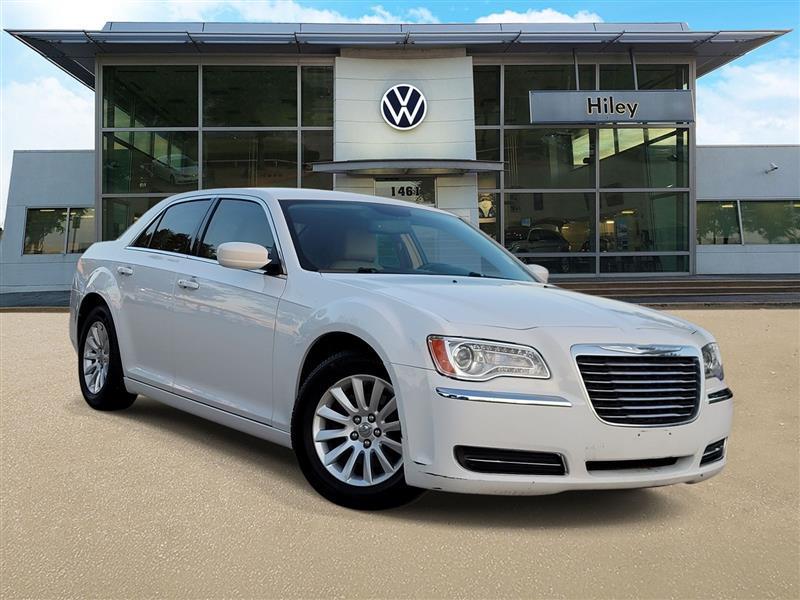 2014 Chrysler 300 RWD