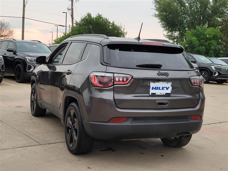 Jeep Compass Latitude FWD 2020