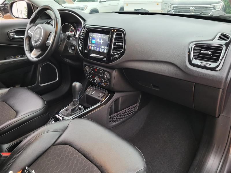 Jeep Compass Latitude FWD 2020