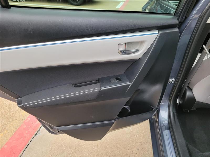 Toyota Corolla LE CVT 2015