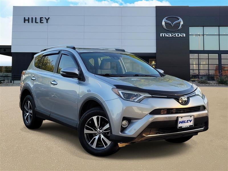 2017 Toyota RAV4 XLE FWD
