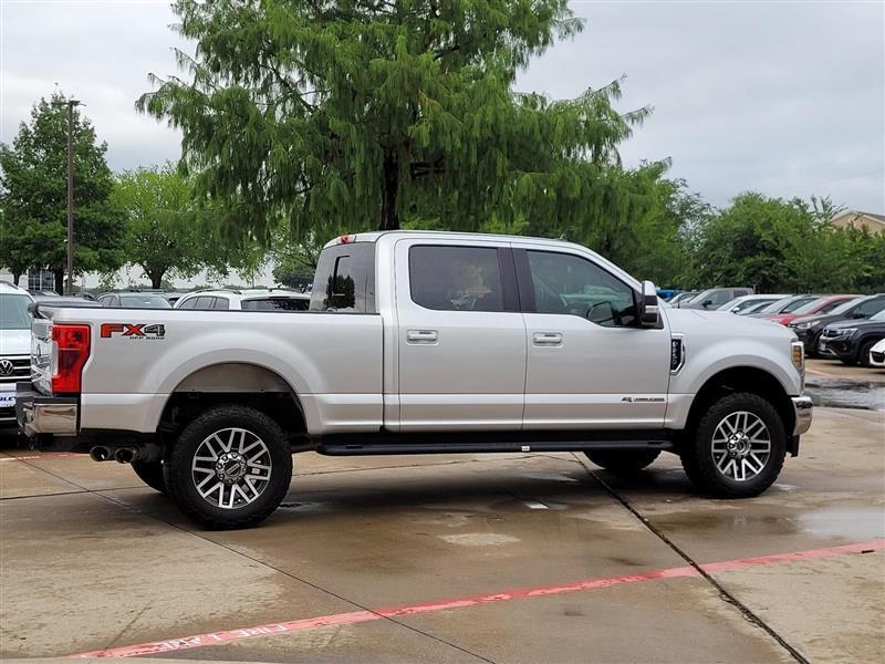 Ford F-250 SD Lariat Crew Cab 4WD 2019