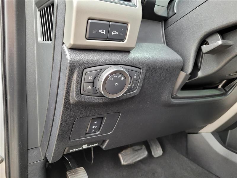 Ford F-250 SD Lariat Crew Cab 4WD 2019