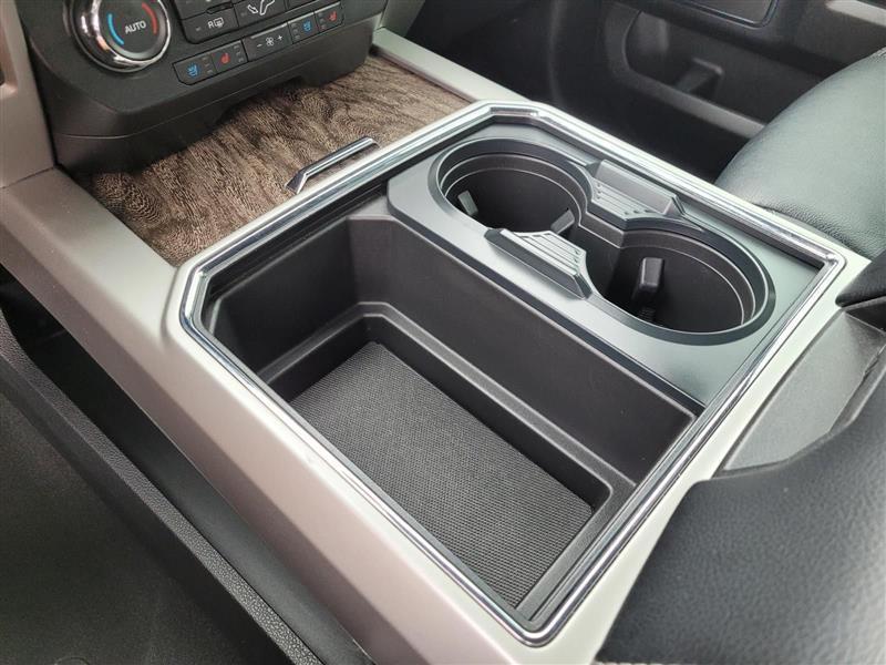 Ford F-250 SD Lariat Crew Cab 4WD 2019