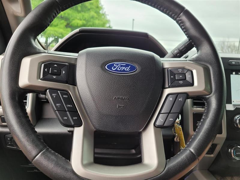 Ford F-250 SD Lariat Crew Cab 4WD 2019