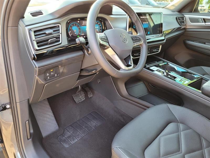 Volkswagen Atlas Cross Sport  2024