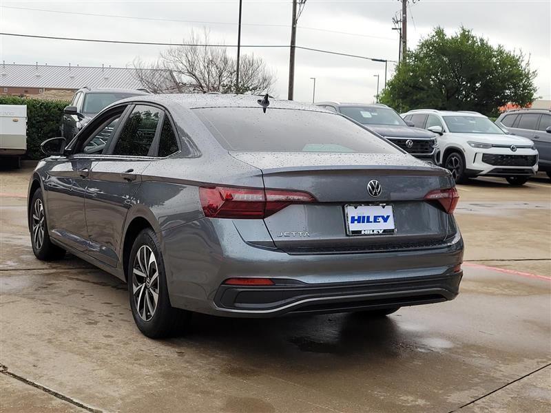 Volkswagen Jetta S 2024