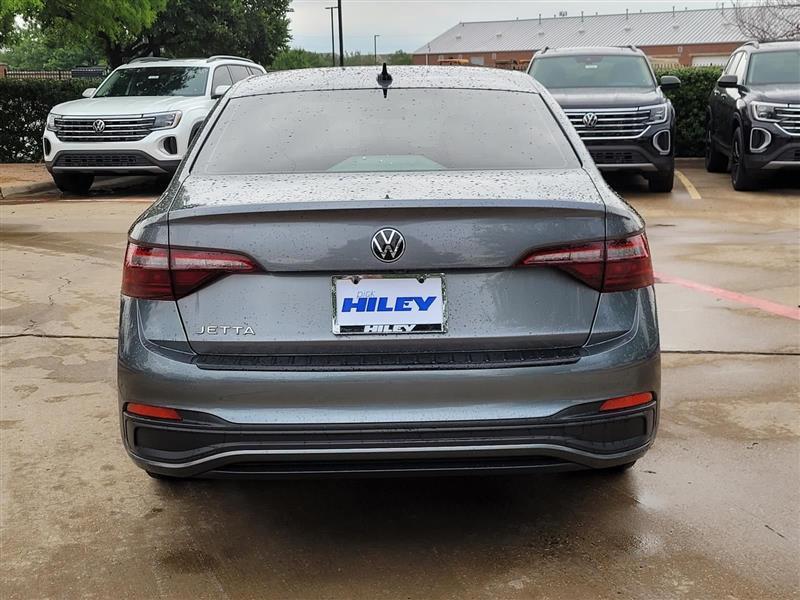 Volkswagen Jetta S 2024