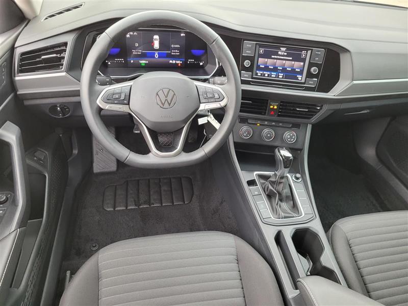 Volkswagen Jetta S 2024