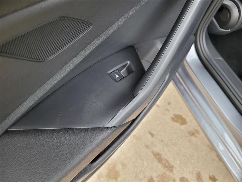 Volkswagen Jetta S 2024