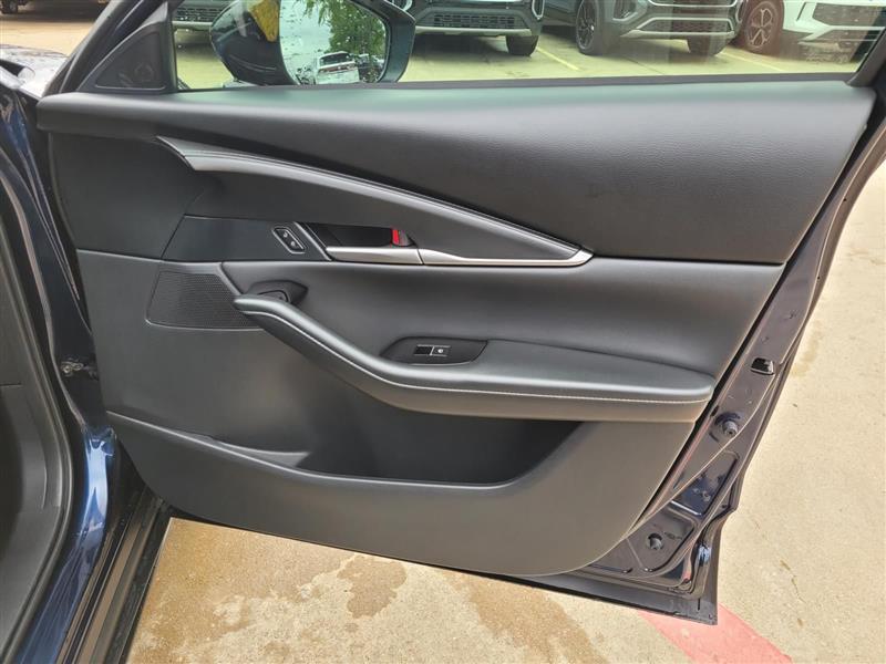 Mazda CX-30 Select 2025