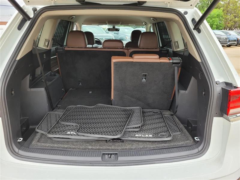 Volkswagen Atlas SE w/Technology 2022